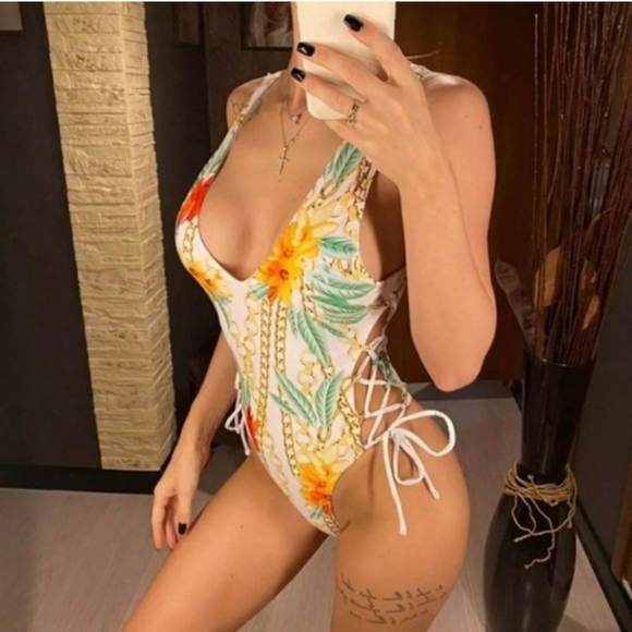 New Floral Print Side Lace Thong Back One-piece Bikini Swimsuit Size L - Picture 3 of 6